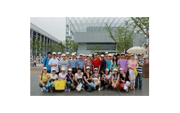 2010 Huier employees tour Shanghai world expo
